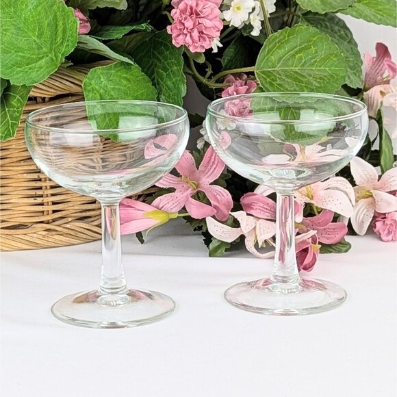 Pair of Clear Glass Champagne Coupes Sherbet Glasses MCM Vintage French Stemware - Picture 1 of 7